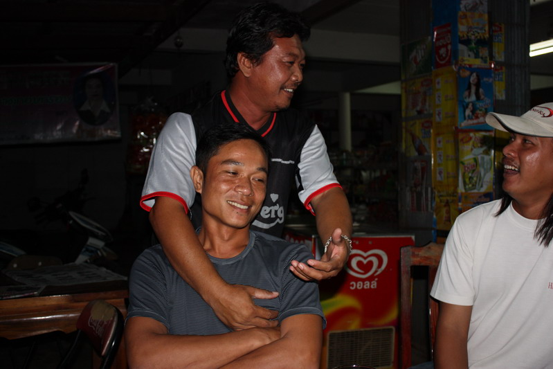 [center]
[q]
[b]
สวัสดีครับพี่น้องชาว SFC ทุกท่าน มาต่อกันเลยครับ
[/b]
[/q]
[/center] 