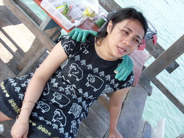 ว่าง  2  ข้าง :laughing: :laughing: :love: :love: :love: :love:
