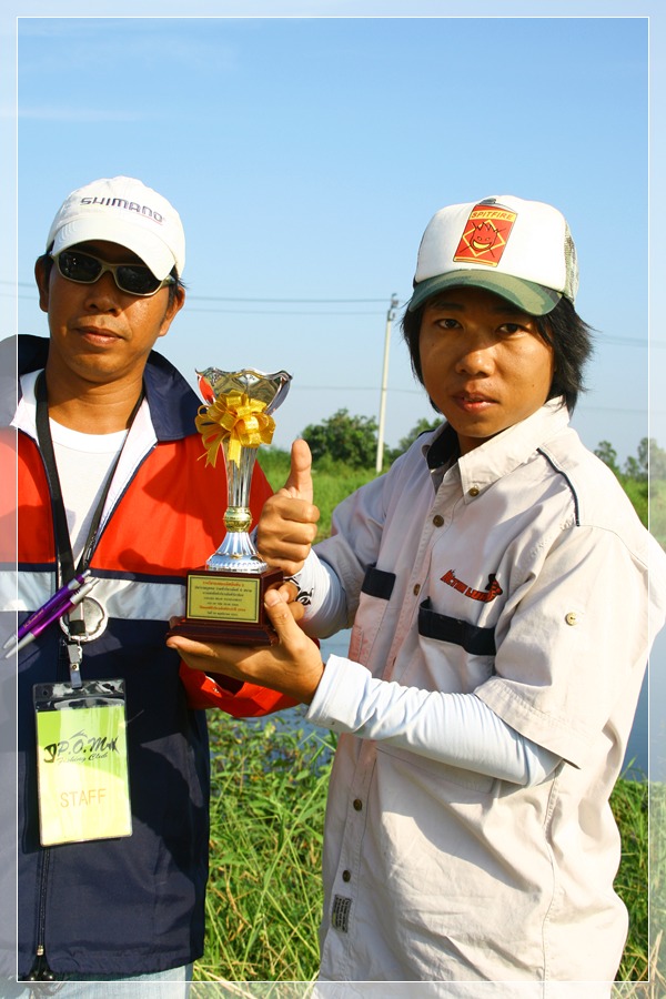 รางวัลปลารวมบุคคล อันดับที่ 3 พี่หนุ่ม จากทีม แอ็กชั่นลัวร์

 :cheer: :cheer: :cheer: :cheer:
---