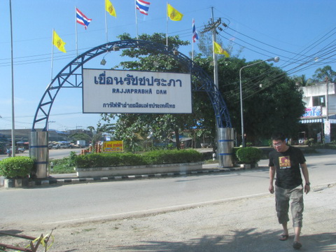 มาแล้นคับ
รูปเพิ่มจากกล้องผมเอง  โตมร คับ โตมร

เพื่อนที่ไปด้วยกันพิมพ์ชื่อผิดหมดเลย เฮ้อ !

หุ
