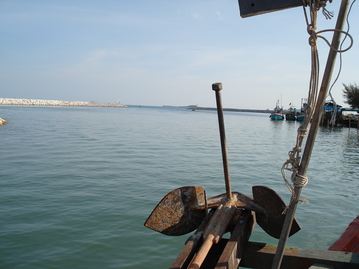 ........ :cheer:.....เดินทางออกจากปากคลองแกลงกัน ประมาณ 3 โมงก่าๆๆ.ครับ......... :cheer: