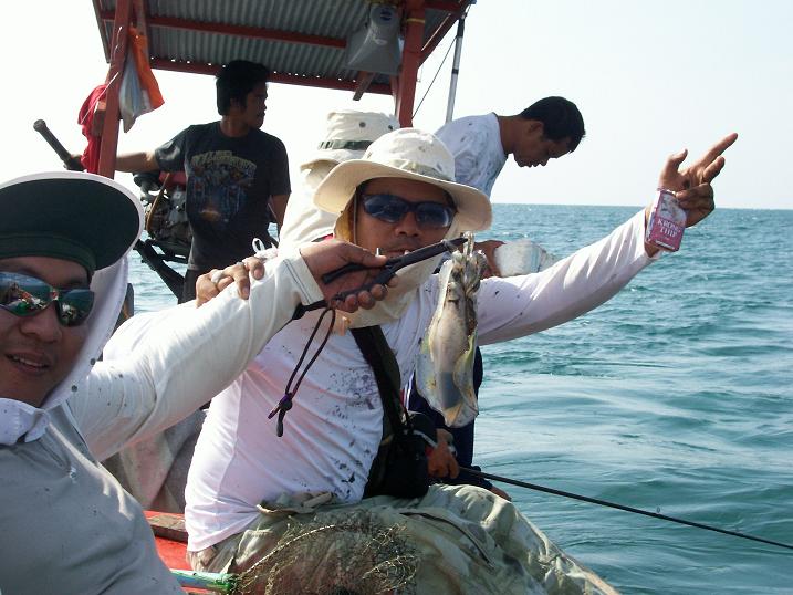 ตัวทำวงแตก....มาแว้ว  :grin:
