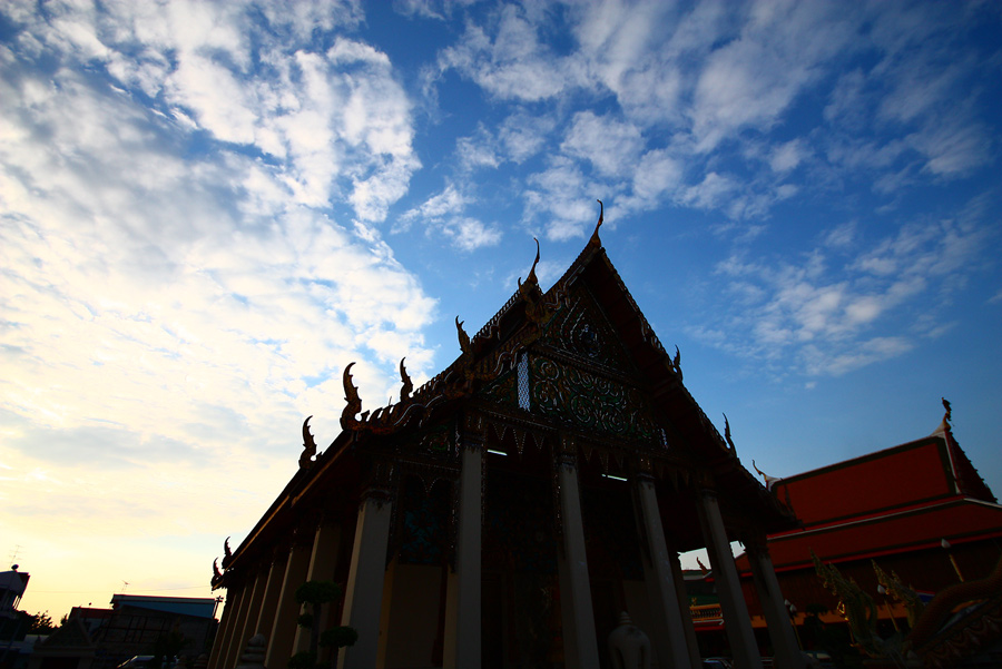 โลกใบนี้ช่างกว้างใหญ่จริงๆ...เจ้าซิกม่า 10 - 20เนี่ย ถูกใจหลายเหลือ
 :umh: :umh:

