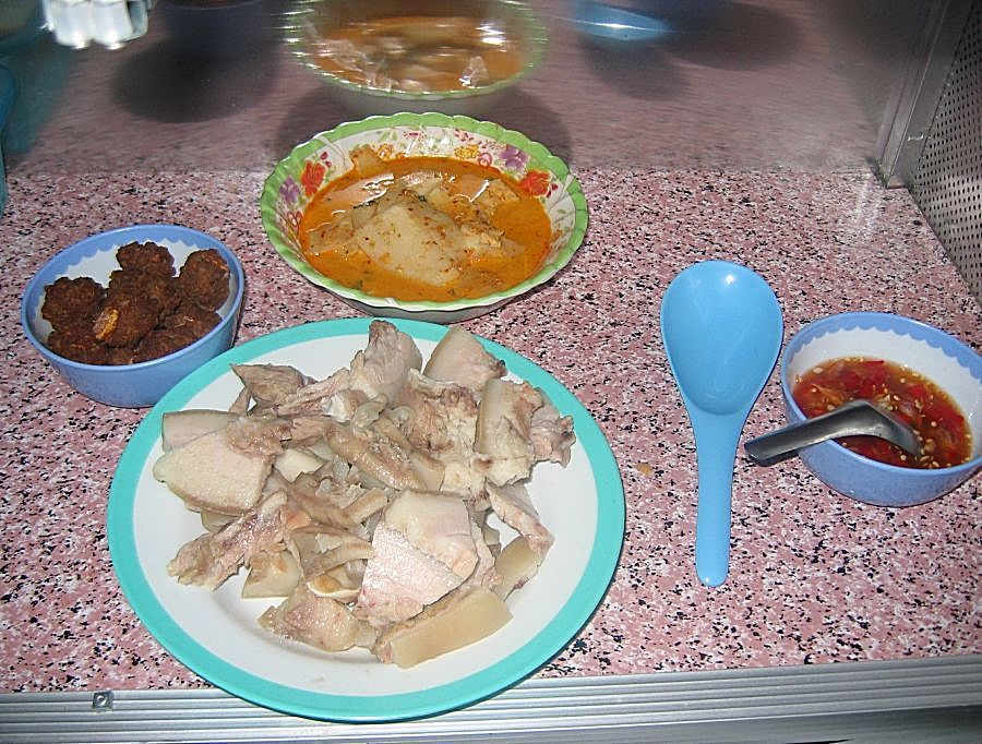 หมูลวกจิ้ม  :umh: :umh: :umh: