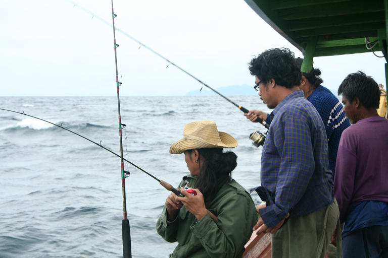 หัวเรืออีกและ