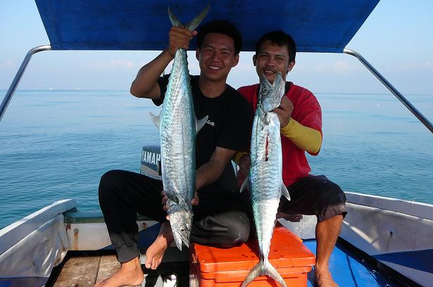 รักกันมากขออีกรูปแล้วกัน :laughing: