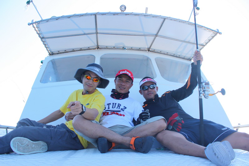 ช่วงย้ายหมาย ก็สนทนา เฮฮาปาร์ตี้กันอยู่หัวเรือ  :cheer: :cheer: :cheer: