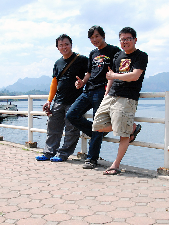 ภาพรวมคณะ  ของเรา  3 คนก็ไปครับ  ถ้าใจมันอยาก....