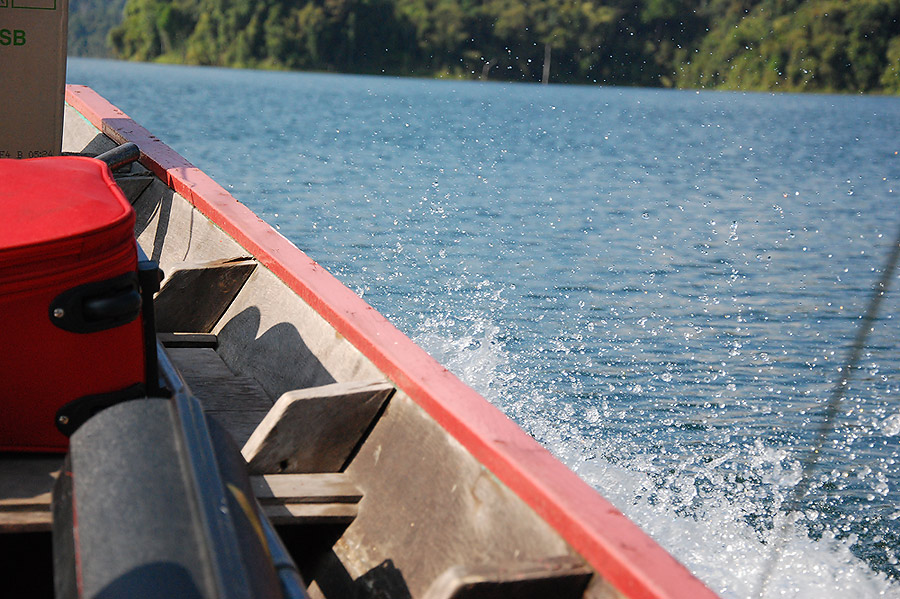 นั่งเรือ ผ่านไป 45นาที  

ปากทางคลองมอญ