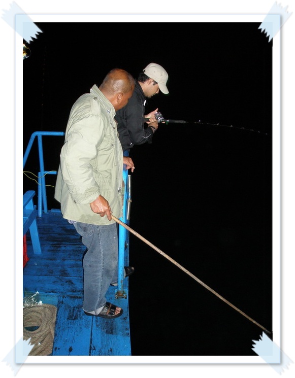 ท้ายเรือมั่ง.............