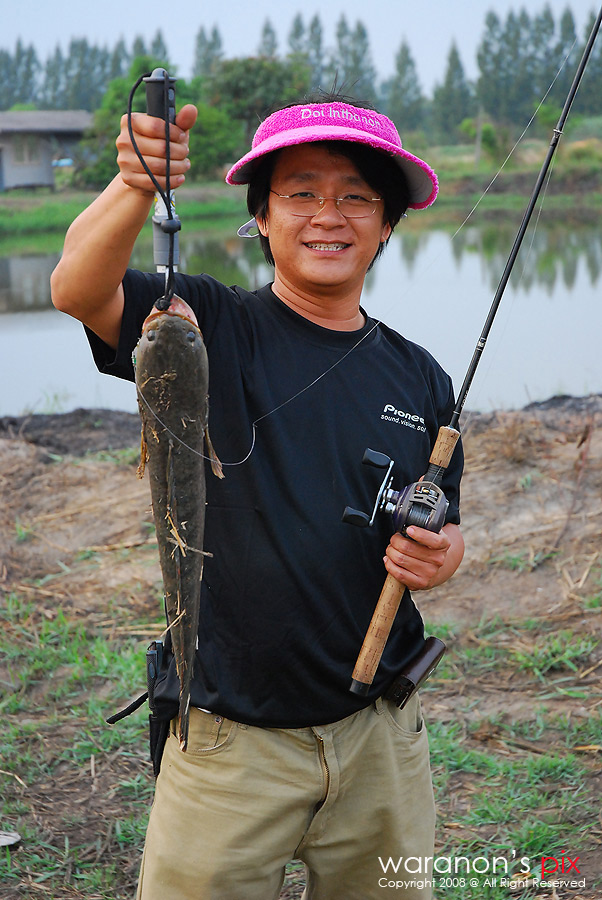 สวัสดีครับน้าthana_ampawafishing ขอบคุณมากๆเลยครับ น้าเต่าBULINO น้าป้อมแมงมอส ขอบคุณครับ  :cheer: :