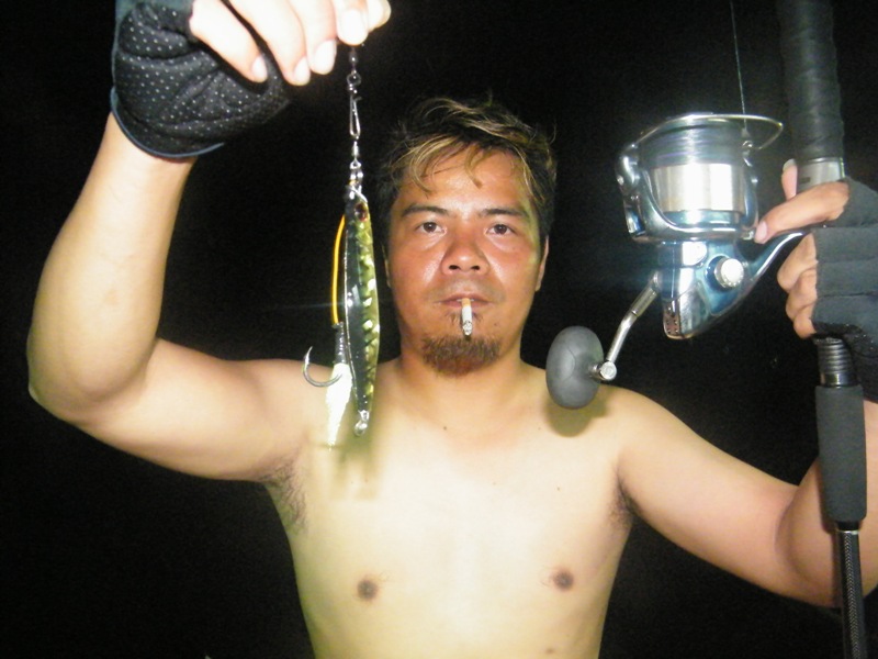 ยิ่งจิ๊ก ยิ่ง ร้อนถอดเสื้อใส่เคยดีกว่า :cheer: :cheer: