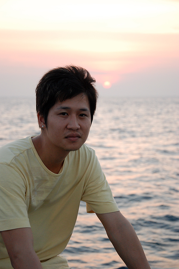 ช้ง  แอ็ค หน่อย  เพื่อน ....คราวหน้า ไปด้วย กัน อีกนะ...