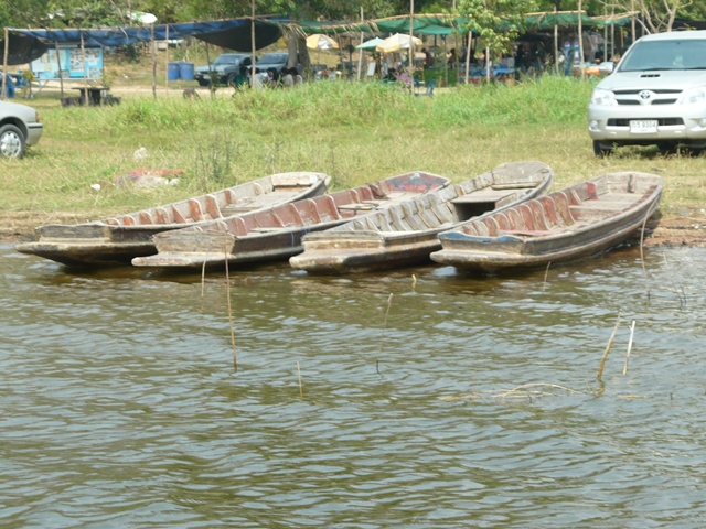 ลากันด้วยภาพนี้ครับ 

เรือน้อยยังคอยอยู่ ที่นี่บางพระ...

ขอบคุณน้าๆ ทุ๊กทุกคนที่มาชมมาเชียร์ ..