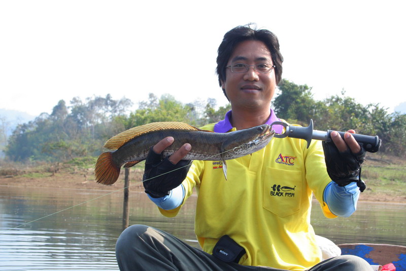 พอดีเรือผมผ่านไปแถวนั้น น้าเป้าแกก็เลยขอให้เป็นพยานซะเลย หลายแชะเหมือนกัน