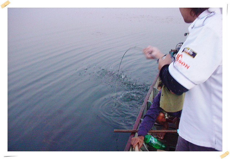 

ขออภัยครับที่ทิ้งช่วงไปนาน ไปเรียนมาครับ :cheer: :cheer:

มาชมกันต่อครับ :cheer: