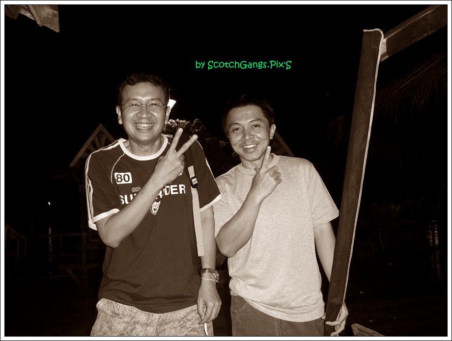  :grin: หวัดดีครับพี่เหนี่ยว ... รักเด็ก (จุ๊ฟ ๆ)  :kiss: :kiss: :kiss:

 :grin:  อิอิ ... หลายใจ 