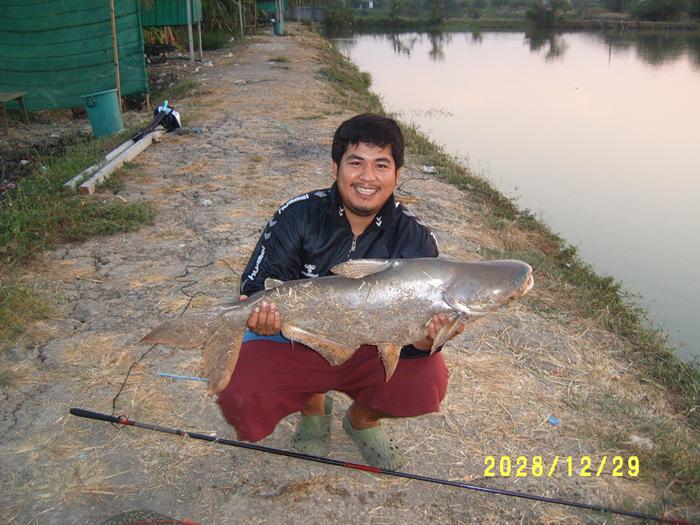 ผม  DEE<RAPALA> บ่อ ฝึกมือ บ่อบ้านเกาะหนองจอกครับ เจอผมทักทายได้คับ  :cheer: :cheer: