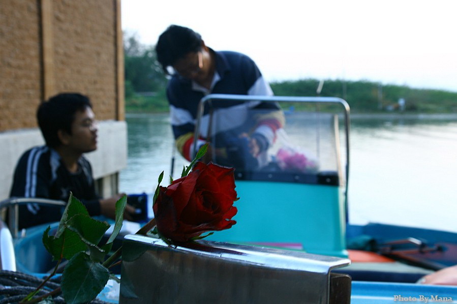 เช้าแล้วเตรียมของลงเรือ
แต่สำหรับทริปนี้ยังใหม่สำหรับน้าวัฒน์...แต่มากลับเซียนหายห่วง

 :grin: