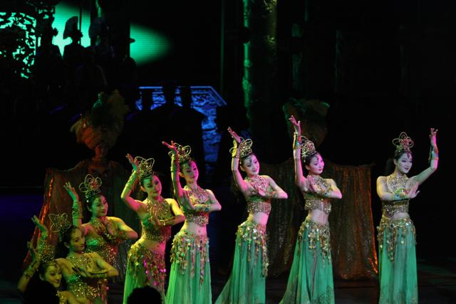 เปลี่ยนเป็นสีเขียวสวยงาม