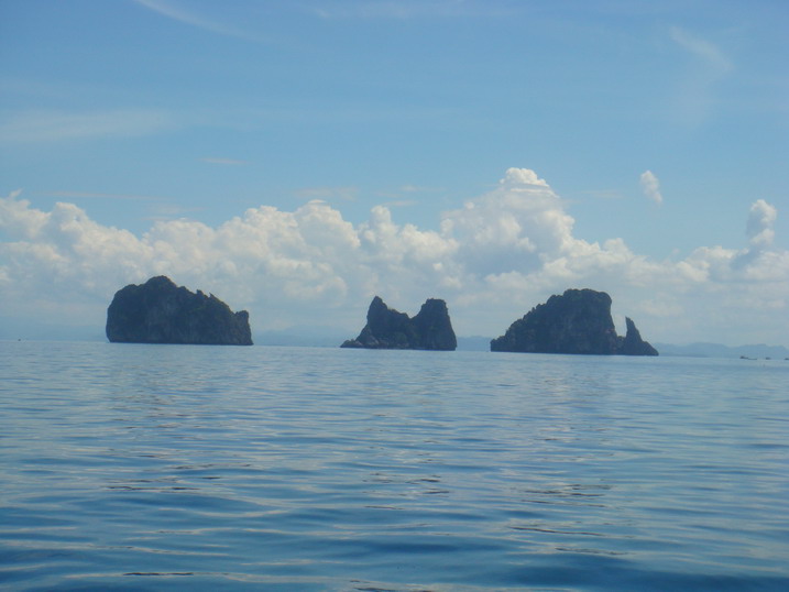 ถึงเกาะสาม  โลกเริ่มเอียงขวา......