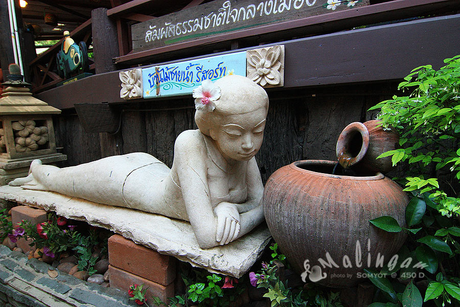  :cheer: :cheer: :cheer:

เสียดายจังครับ....ถ้าไม่ติดไปธุระที่ ปากช่อง
   ตามไปแน่ๆ..บ่ายวันนั้น 
