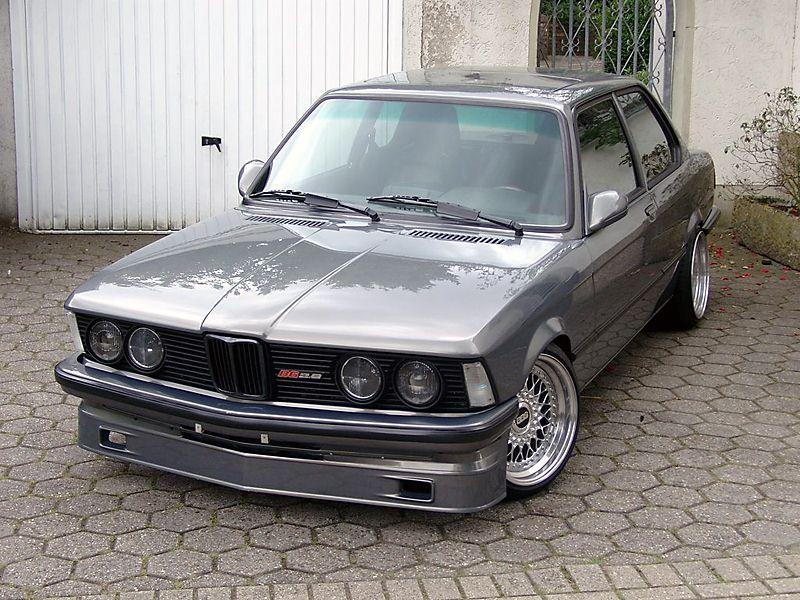 คอ BMW ครับ
ผมรักBMมากมาย
จัดไปกะ BMW e21