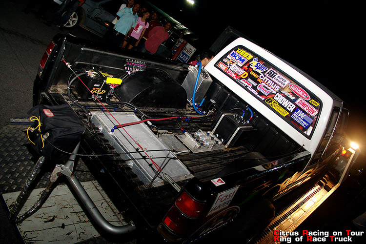 ดูบั้นท้ายกันบ้างคับ
ผลงานเคฟลาร์จาก Akana Carbon Wizard  :cheer:

รูปนี้ถ่ายในงาน King of Race T