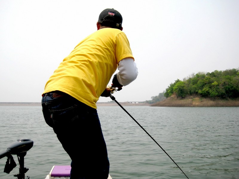  :love: ออกเรือไปได้สักพักเข้าหมายแล้วก้อตี..ตี...
       โดน...คับ...