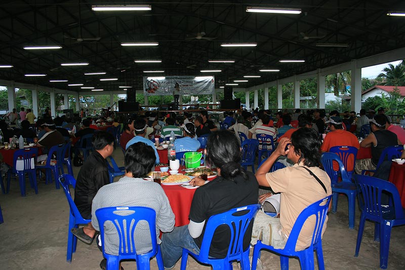 5555+ ขอบคุณค่ะน้าหรั่ง โจ้ไม่มีอะไรให้ดวดนอกจากน้ำเปล่า  :laughing:

----------------------------