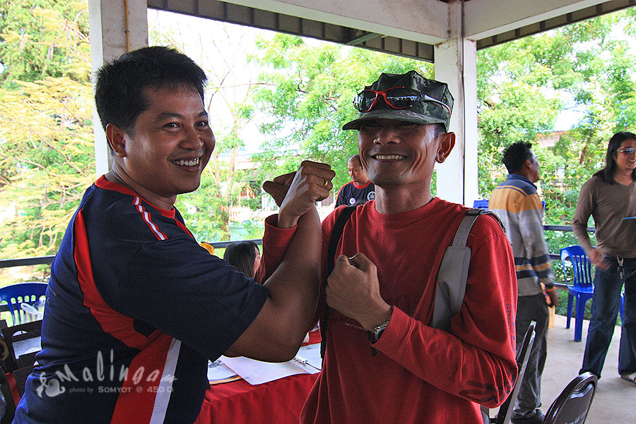 ประลองกันหน่อย...น้าเบิร์ด  ทีมตะหานน้ำ กับ  หัวหน้าทีม  หลานย่าออกศึก   :cheer: