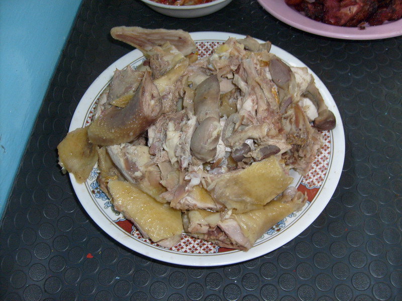  :umh: :umh:

กินไก่ดีกว่า เย็นมาแล้วเดี๋ยวคืนนี้ไม่มีแรง ตกปลา อิอิ 

เอ้า น้าเบิร์ด มากินข้าวก