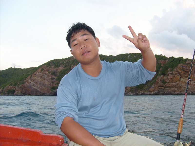  :grin: :laughing:

ยังสู้ๆ ครับ หน้าซีดหน้าเหลืองก็ยังสู้ๆ 

 :sleeping: :sleeping: :sleeping:
