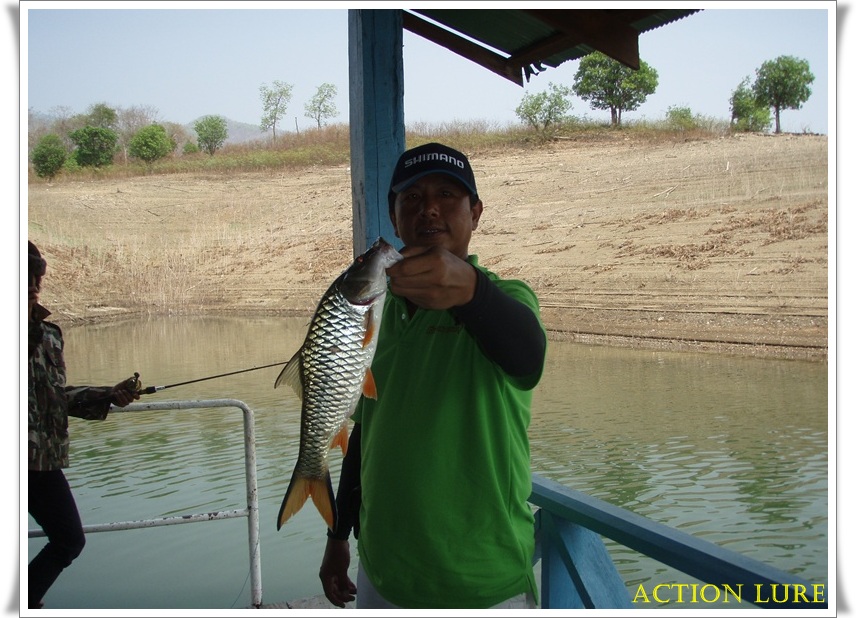 แถมไต๋เรือบอกใต้แพมีแต่ตัวใหญ่ๆทั้งนั้น ฮ่ะฮ่ะต้องตีตราจองหมายนี้ก่อนซะแล้วฮิฮิฮิ :grin: :grin: :gri