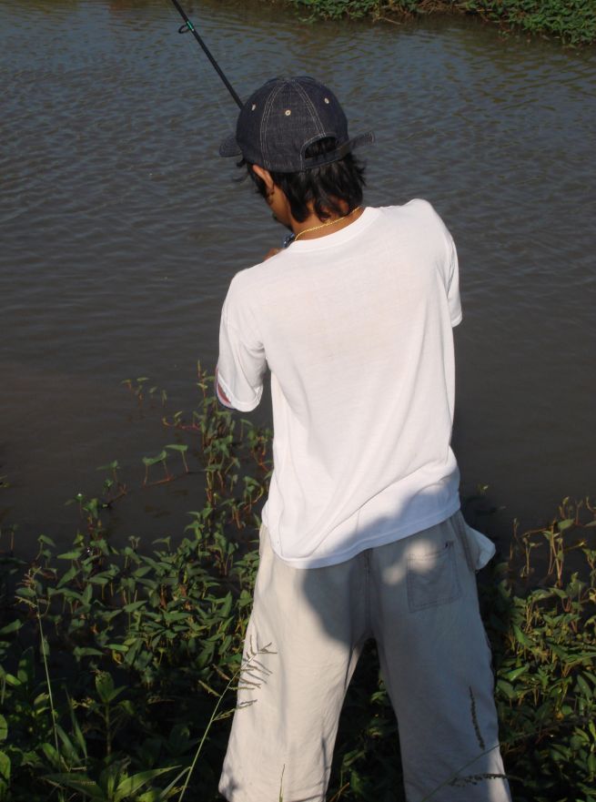 ทางด้านผมก็โดนบ้างครับตามมากัดใกล้ๆครับ :grin: :grin: