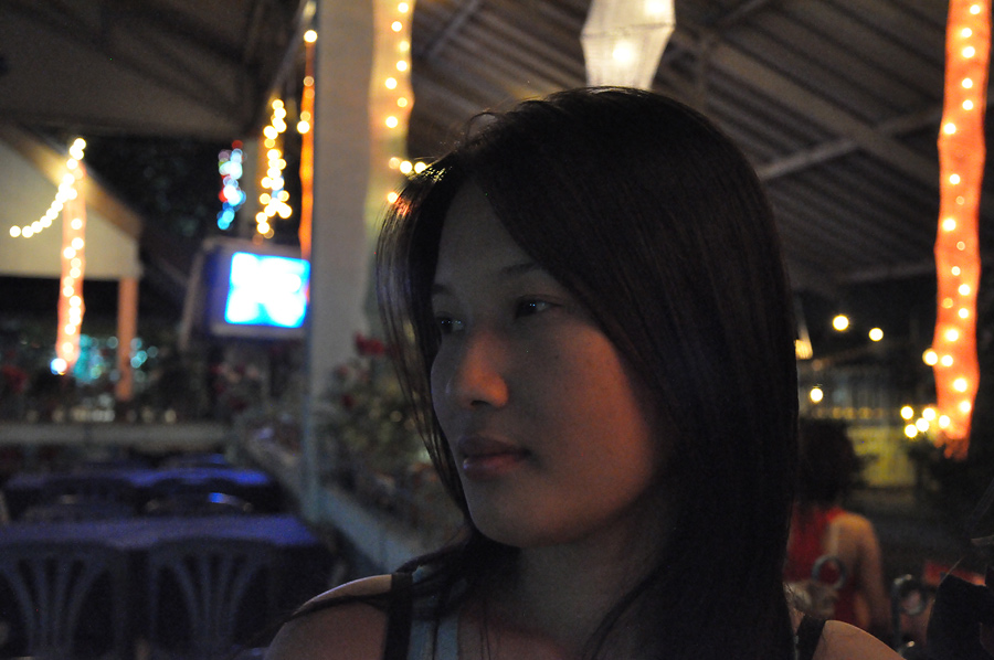 น้องอ้อมครับ :blush:
 [q]ขอไปเล่นๆ ถ่ายมาจริงแฮะ.. ไหนๆ ก็ไหนๆ ละ เอามาชมโลด[/q]
ไม่ได้ครับลูกผู้ช