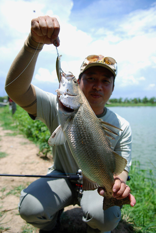 


หวาดดีครับน้าหนุ่ย 
   เอิ๊กๆๆๆ  :grin: :smile: :smile: :smile:



ไปนอนเเละง่วงเเล้ววววว