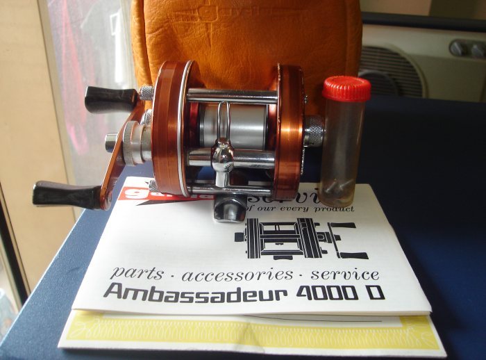 มาถึงรหัส D มันก็คือระบบDirect drive ครับนั่นเองครับ
Ambassadeur 4000D (1974 )