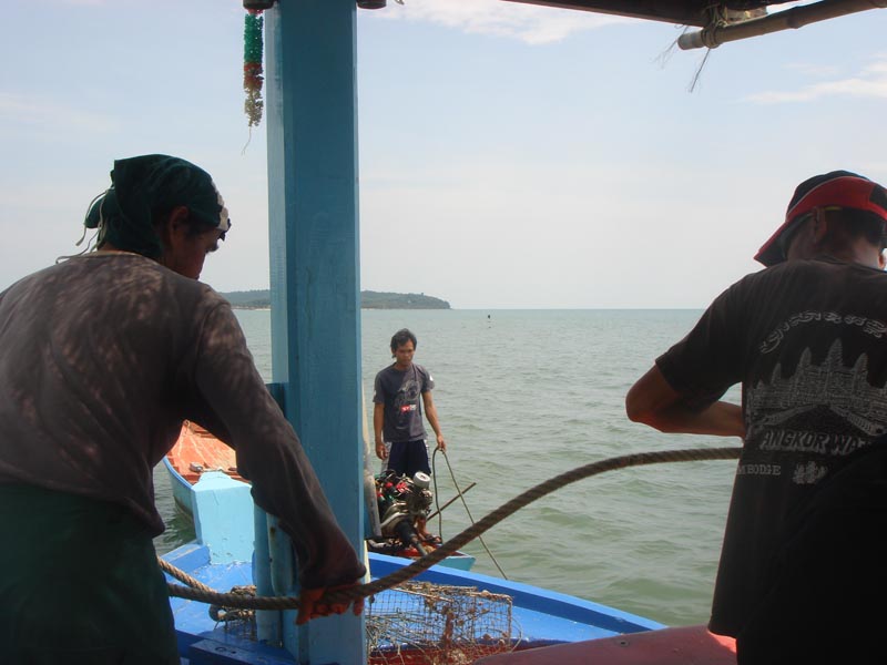 รอจนมีเรือมาลาก   :ohh: :ohh: :ohh:
