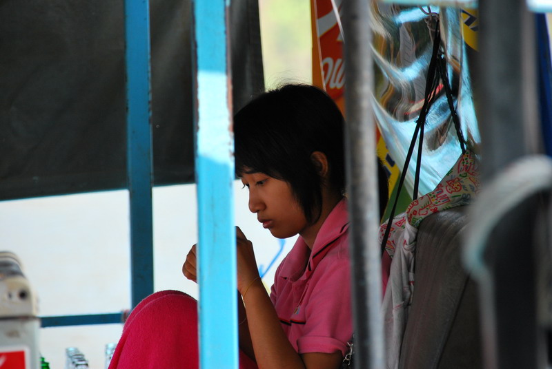  :love: :love:แอบถ่ายสาวๆๆอีกแล้วอีตาแอบแซ่บเห็นช้างเผือกไม่ได้ถ่ายลูกเดียว :umh: :umh: