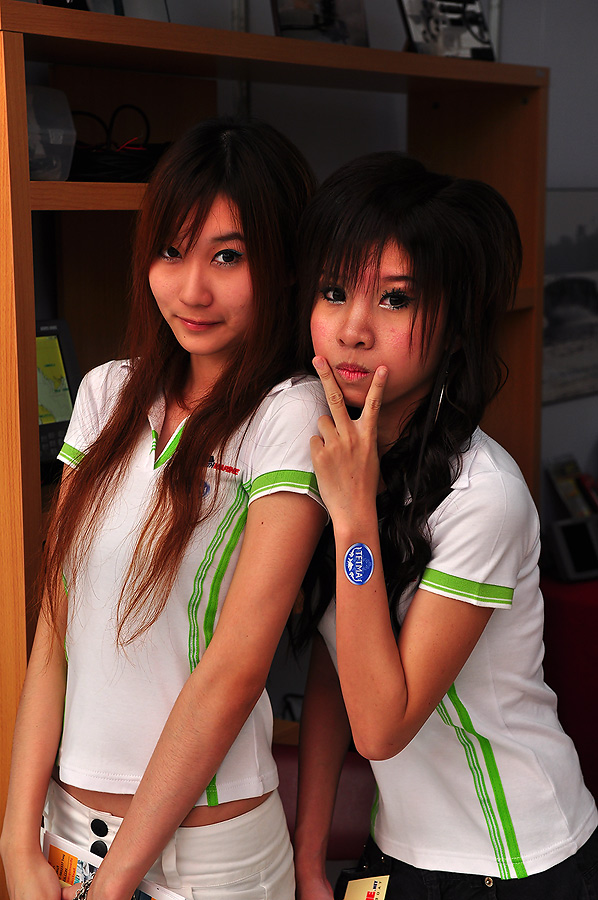 อาจจะผิดหวังกัน นิดหน่อย เพราะผม ถ่ายสาวๆไม่เป็น มือมันสั่นนนนนนนน :laughing: :laughing: :laughing: 