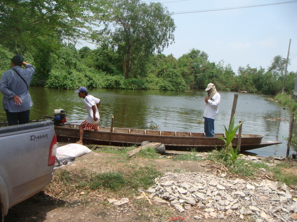 งานนี้มีลงเรือด้วย........  :love: :love: :love: :cheer: :cheer: :cheer: