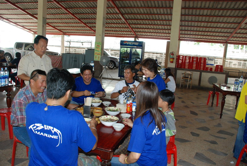 กินข้าวที่บ้านโป่งคิดถึงพี่ดีเจจังเลย :grin: