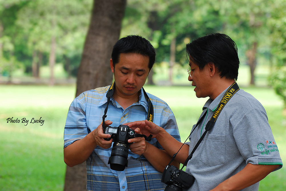 พี่ยศชวนไปหัดถ่ายรูปที่สวนรถไฟครับ  :cheer: :cheer: :cheer: