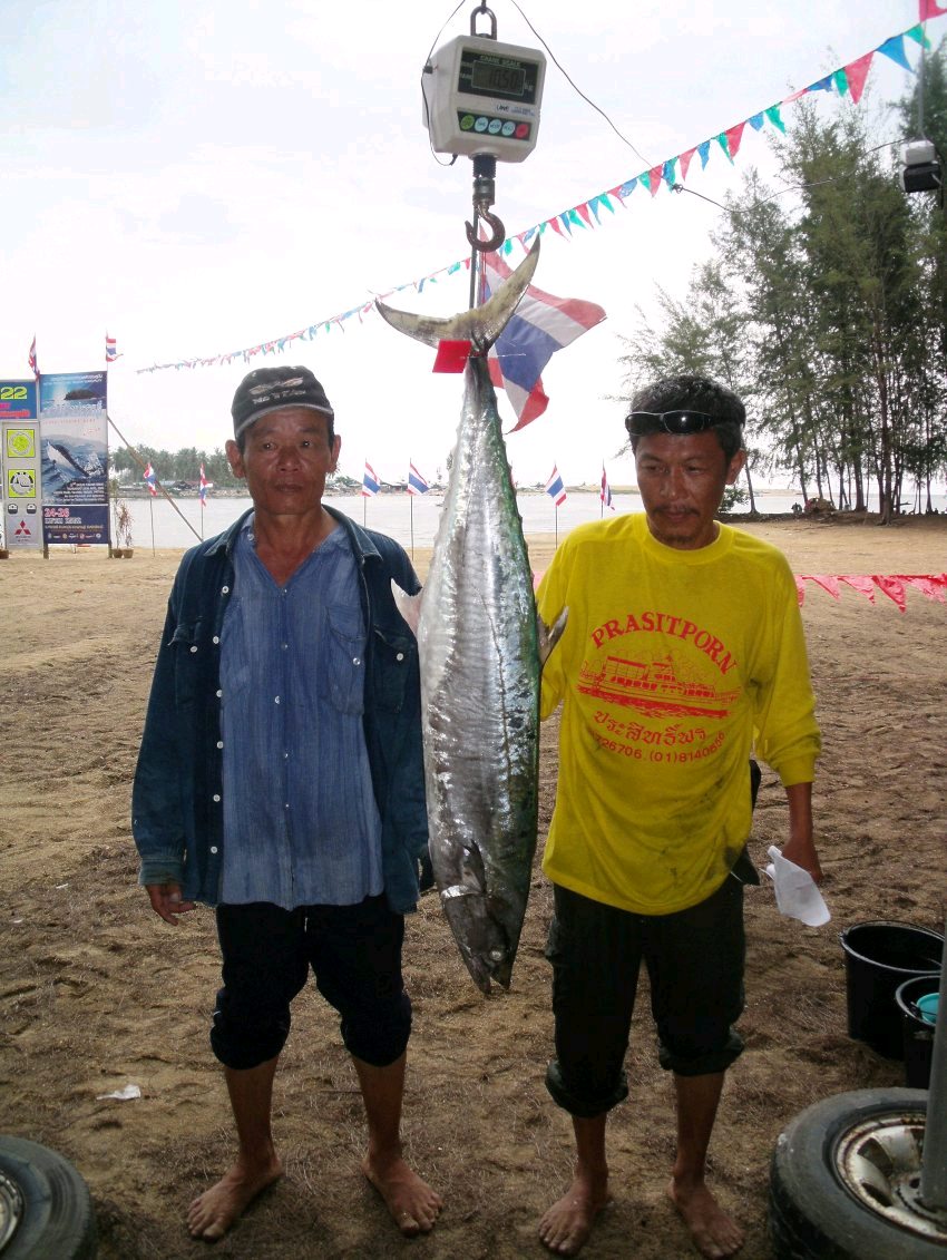  ปลาเกมส์ที่นักกีฬาทยอยขึ้นชั่งน้ำหนักครับ เป็นแค่บางส่วนครับ