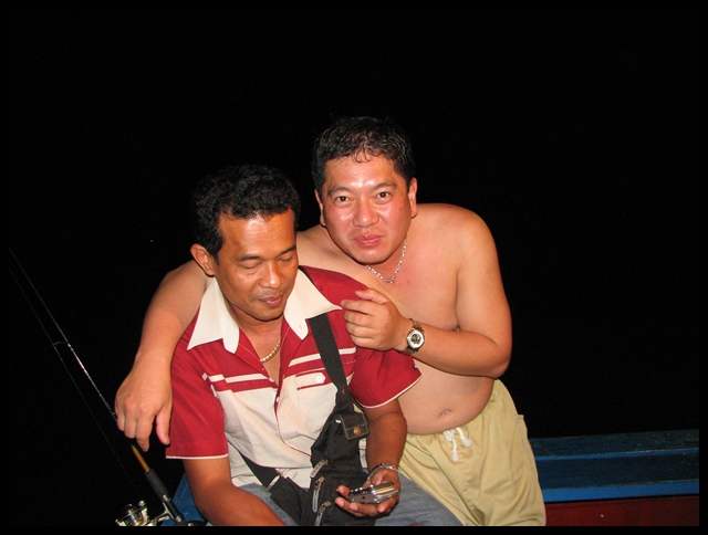 น้าแมนกำลังโทรให้เรือเล็กมารับไปทำบุญ


หลังจากที่นัดแนะกันมาเกือบร่วมเดือน

 :cheer: :cheer: :