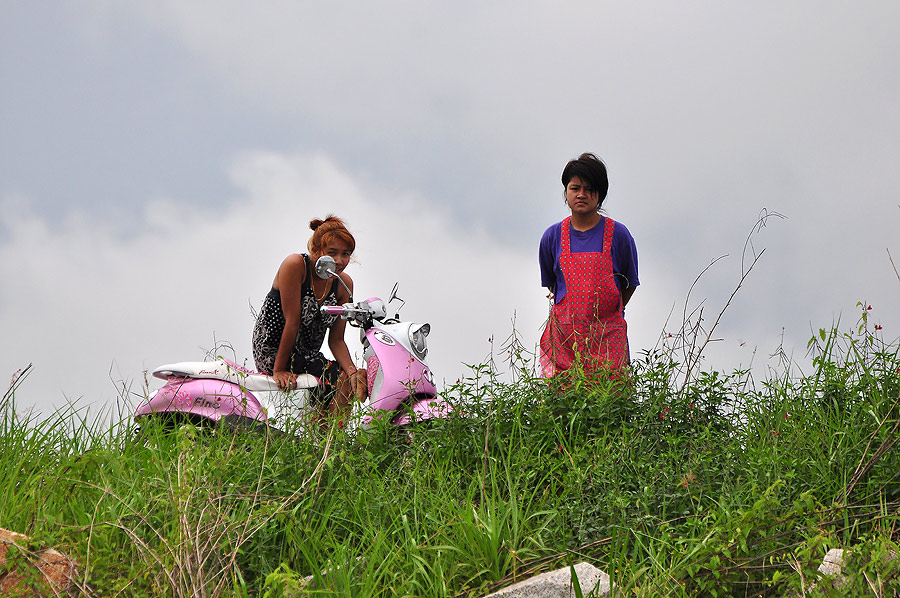 70-300 กำลังทำการ เลยยิงซ๊ะ  :laughing: :laughing: :laughing: :laughing: :laughing: