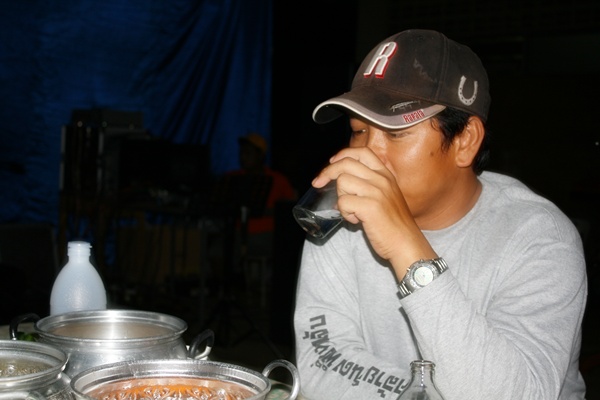 น้านัยเริ่มอับอายกับลูกทีม (มันยึดเวทีเขาเลยพวกนี้)


 :grin:
