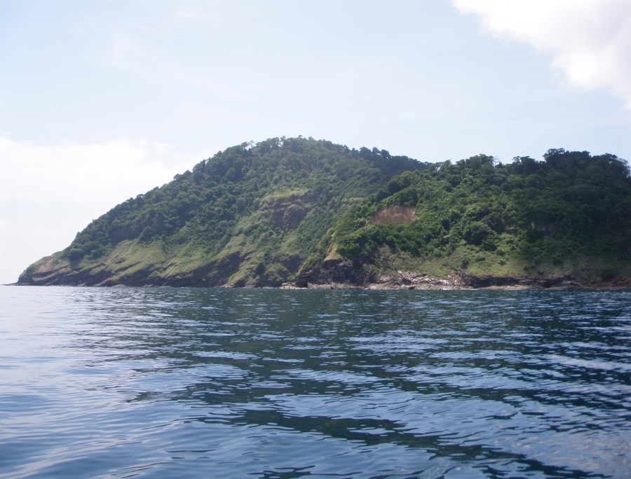 ชมบรรยากาศเกาะรอก  ทะเลเรียบๆ  ปกติเ