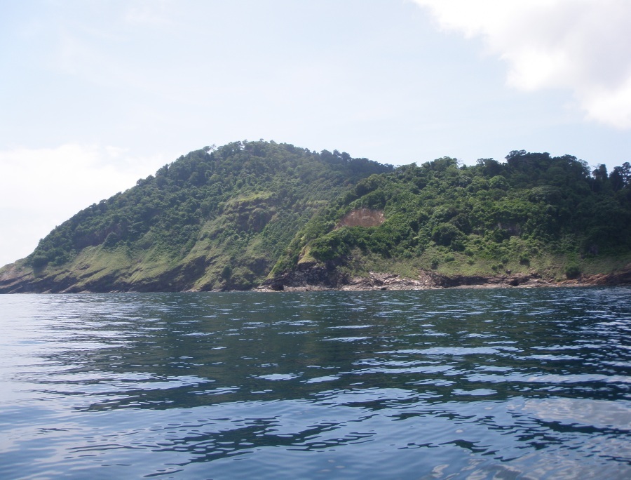 ชมบรรยากาศเกาะรอก  ทะเลเรียบๆ  ปกติเ
